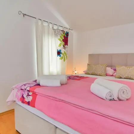 Apartments&rooms Anika Zadar