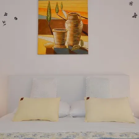 Apartments&rooms Anika 3*