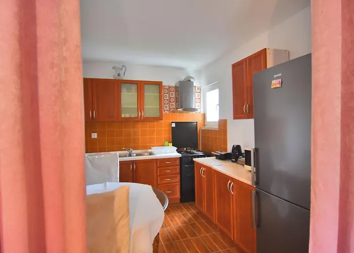 And Anika krevet i doručak