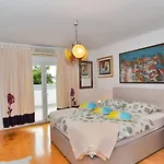 Bed & Breakfast And Anika