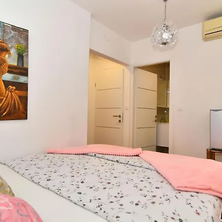 Apartments&rooms Anika