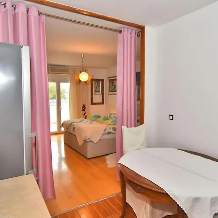 Apartments&rooms Anika