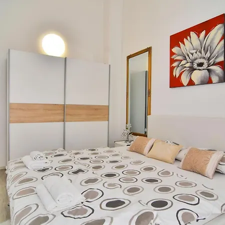 Nocleg ze śniadaniem Apartments&rooms Anika Zadar