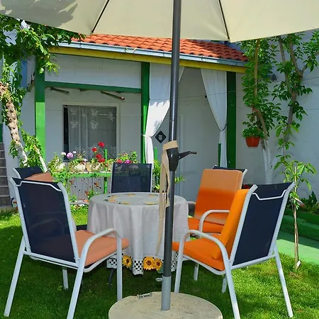 Bed & Breakfast And Anika