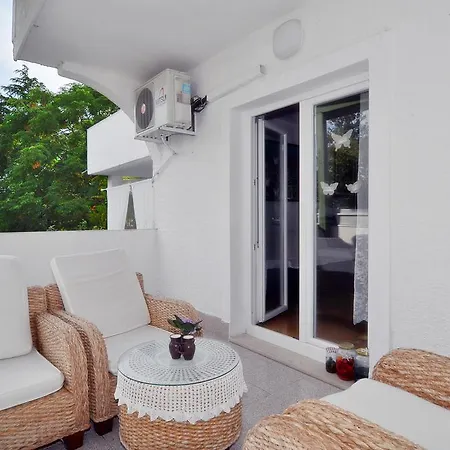 Bed & Breakfast And Anika