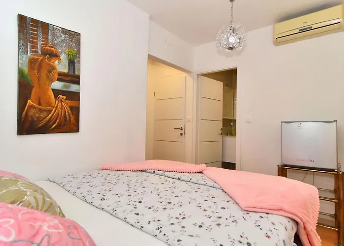 Apartments&rooms Anika